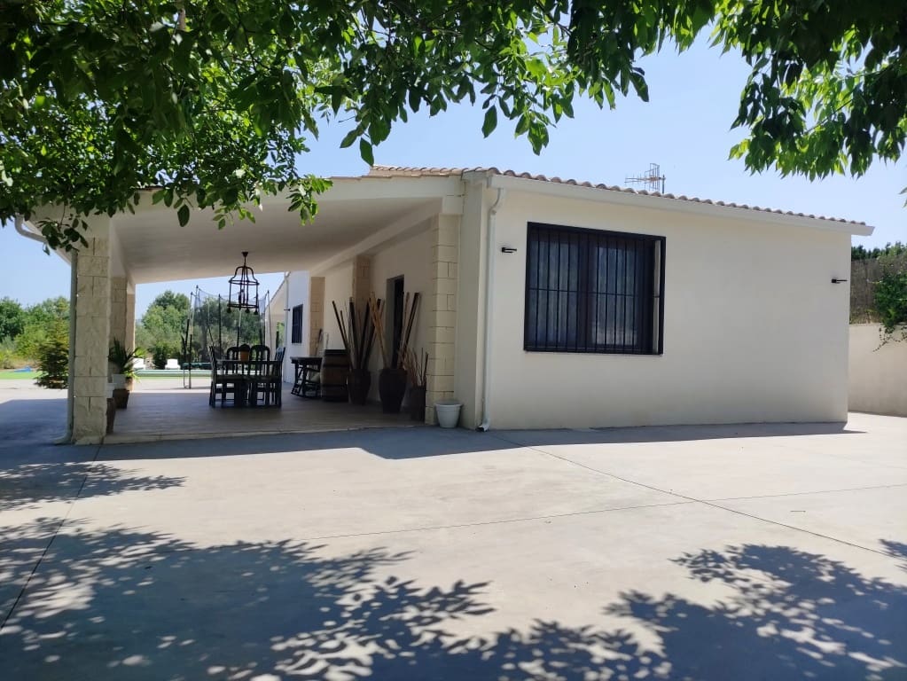 2 bedroom Finca/Country House for sale in Benimarfull with pool garage - € 285,000 (Ref: 9146464)