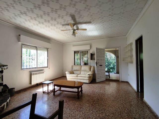4 bedroom Finca/Country House for sale in Villalonga with garage - € 200,000 (Ref: 9230621)