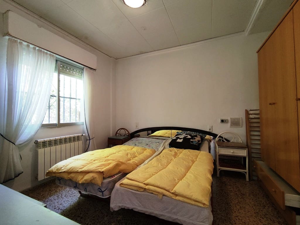 4 soveværelse Finca/Landehus til salg i Villalonga med garage - € 200.000 (Ref: 9230621)