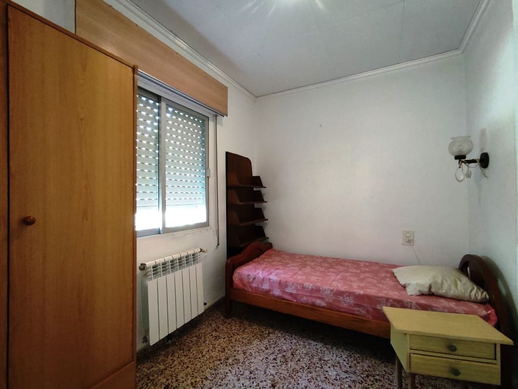 4 soveværelse Finca/Landehus til salg i Villalonga med garage - € 200.000 (Ref: 9230621)