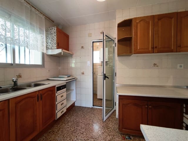 4 bedroom Finca/Country House for sale in Villalonga with garage - € 200,000 (Ref: 9230621)