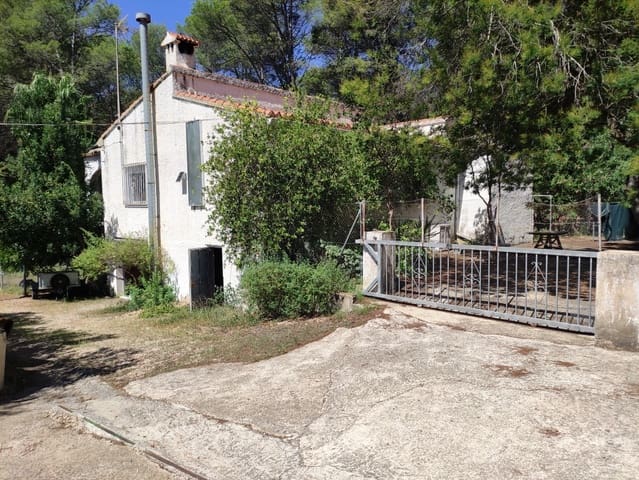 4 bedroom Finca/Country House for sale in Villalonga with garage - € 200,000 (Ref: 9230621)