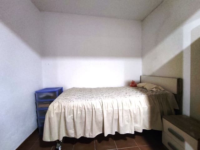 2 bedroom Apartment for sale in Cocentaina - € 60,000 (Ref: 9279694)