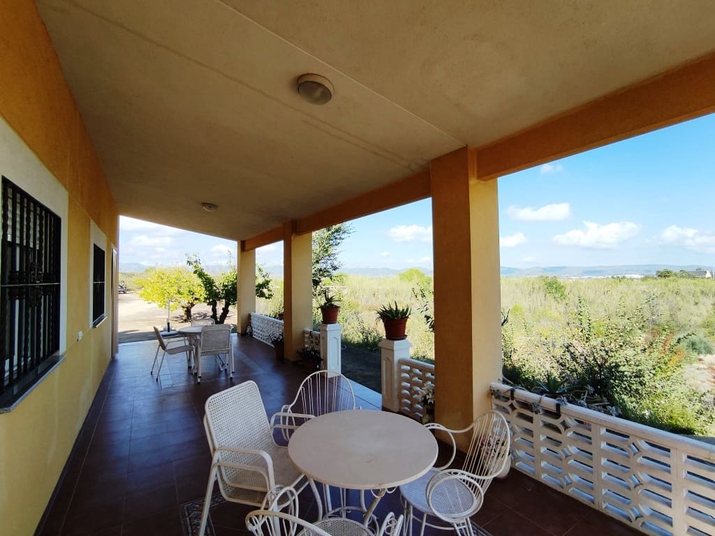 2 bedroom Finca/Country House for sale in Albaida with garage - € 129,950 (Ref: 9301422)