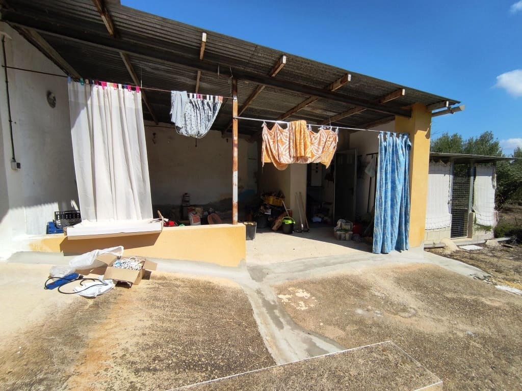 2 bedroom Finca/Country House for sale in Albaida with garage - € 129,950 (Ref: 9301422)