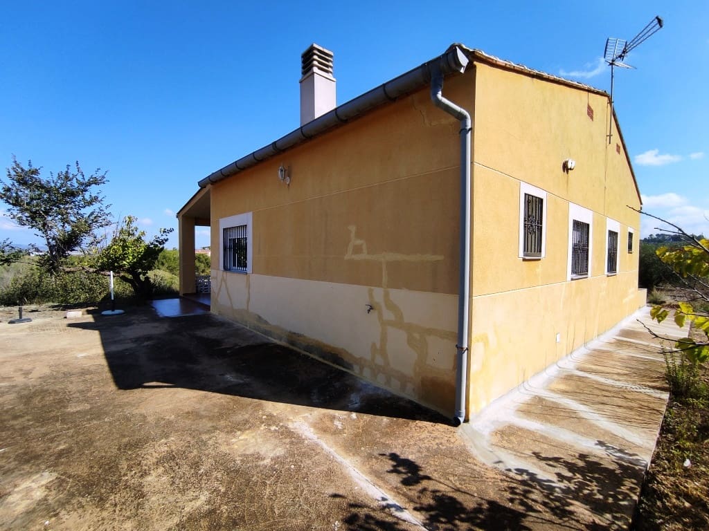 2 bedroom Finca/Country House for sale in Albaida with garage - € 129,950 (Ref: 9301422)