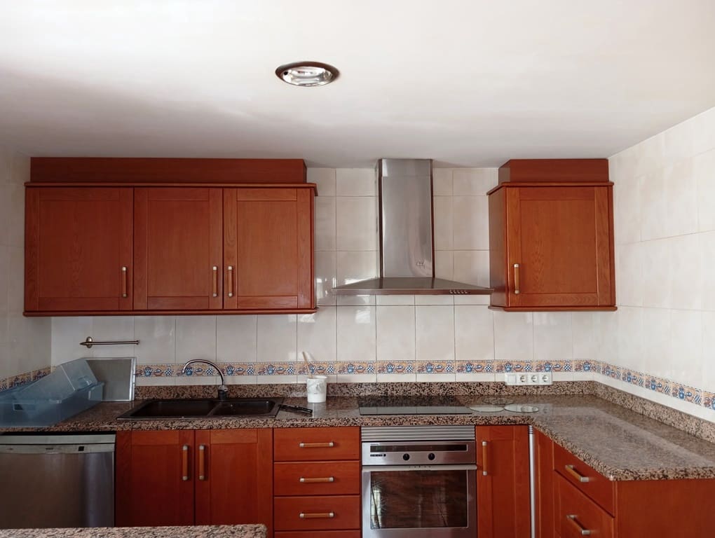 3 makuuhuone Rivitalo myytävänä paikassa Beniarjo mukana 
autotalli - 219 000 € (Ref: 9346542)