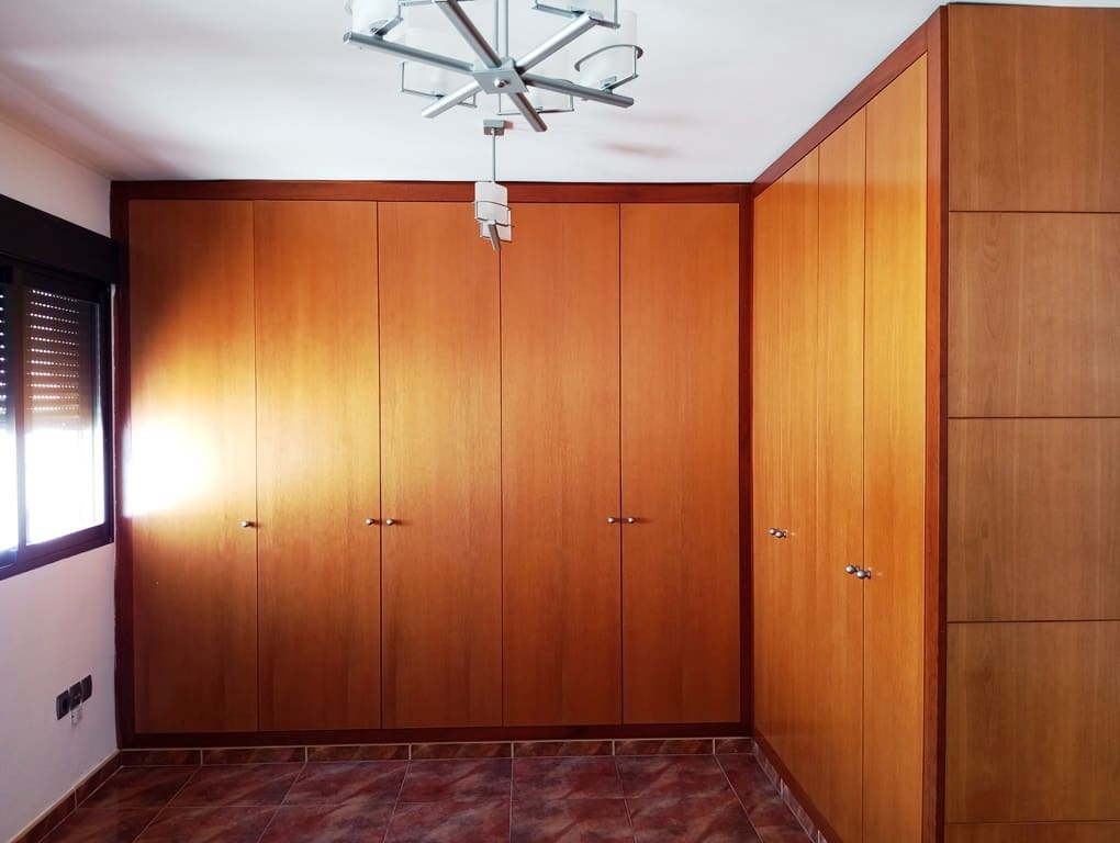 3 makuuhuone Rivitalo myytävänä paikassa Beniarjo mukana 
autotalli - 219 000 € (Ref: 9346542)