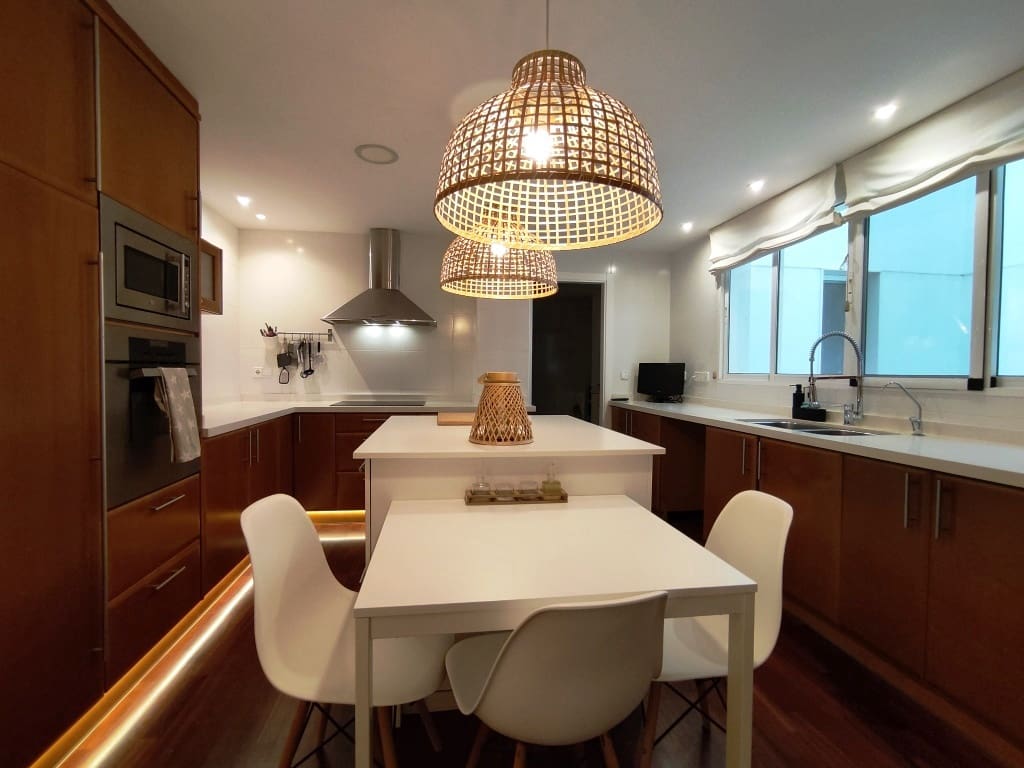 4 soveværelse Lejlighed til salg i Alcoy / Alcoi med garage - € 460.000 (Ref: 9349753)