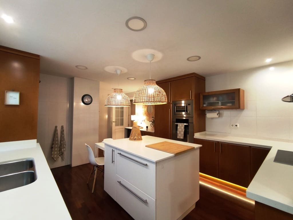 4 soveværelse Lejlighed til salg i Alcoy / Alcoi med garage - € 460.000 (Ref: 9349753)