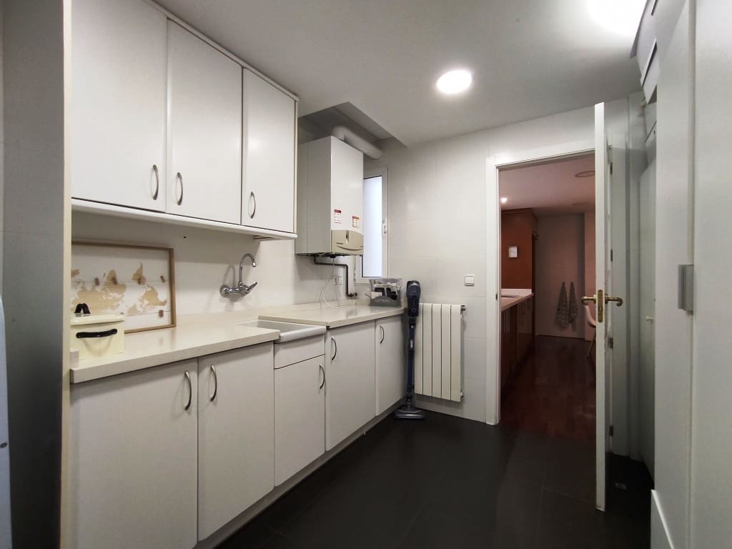 4 soveværelse Lejlighed til salg i Alcoy / Alcoi med garage - € 460.000 (Ref: 9349753)