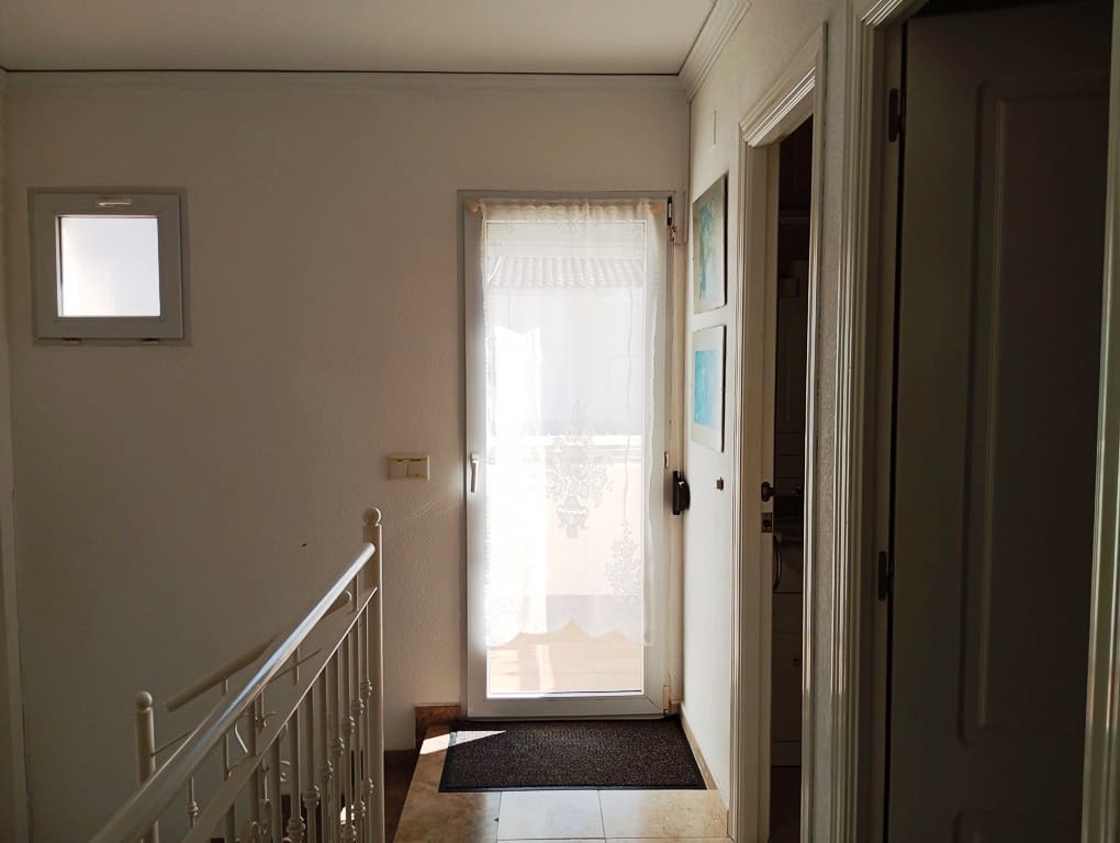 2 soveværelse Rækkehus til salg i Els Poblets med swimmingpool - € 260.000 (Ref: 9363115)