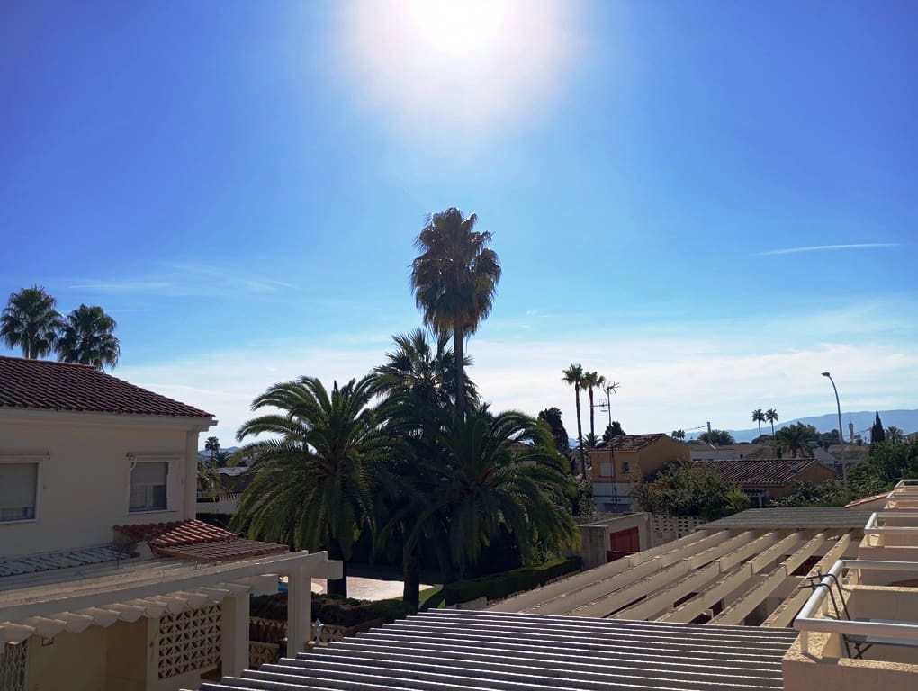 2 soveværelse Rækkehus til salg i Els Poblets med swimmingpool - € 260.000 (Ref: 9363115)