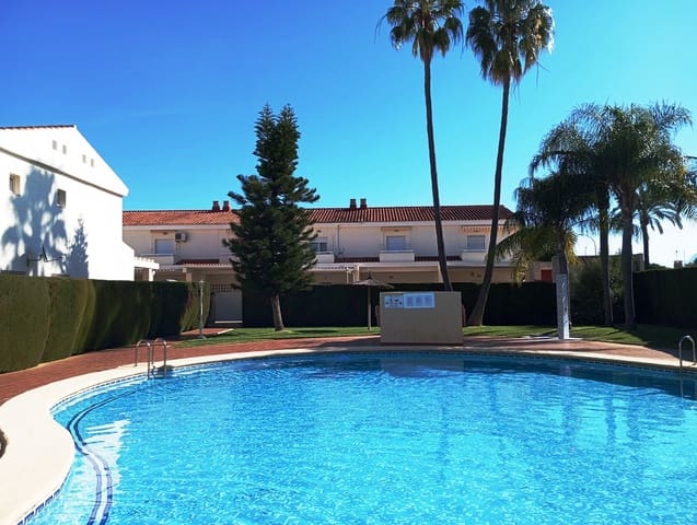 2 slaapkamer Rijtjeshuis te koop in Els Poblets met zwembad - € 260.000 (Ref: 9363115)