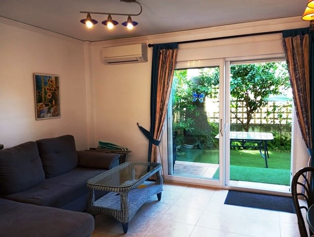 2 slaapkamer Rijtjeshuis te koop in Els Poblets met zwembad - € 260.000 (Ref: 9363115)