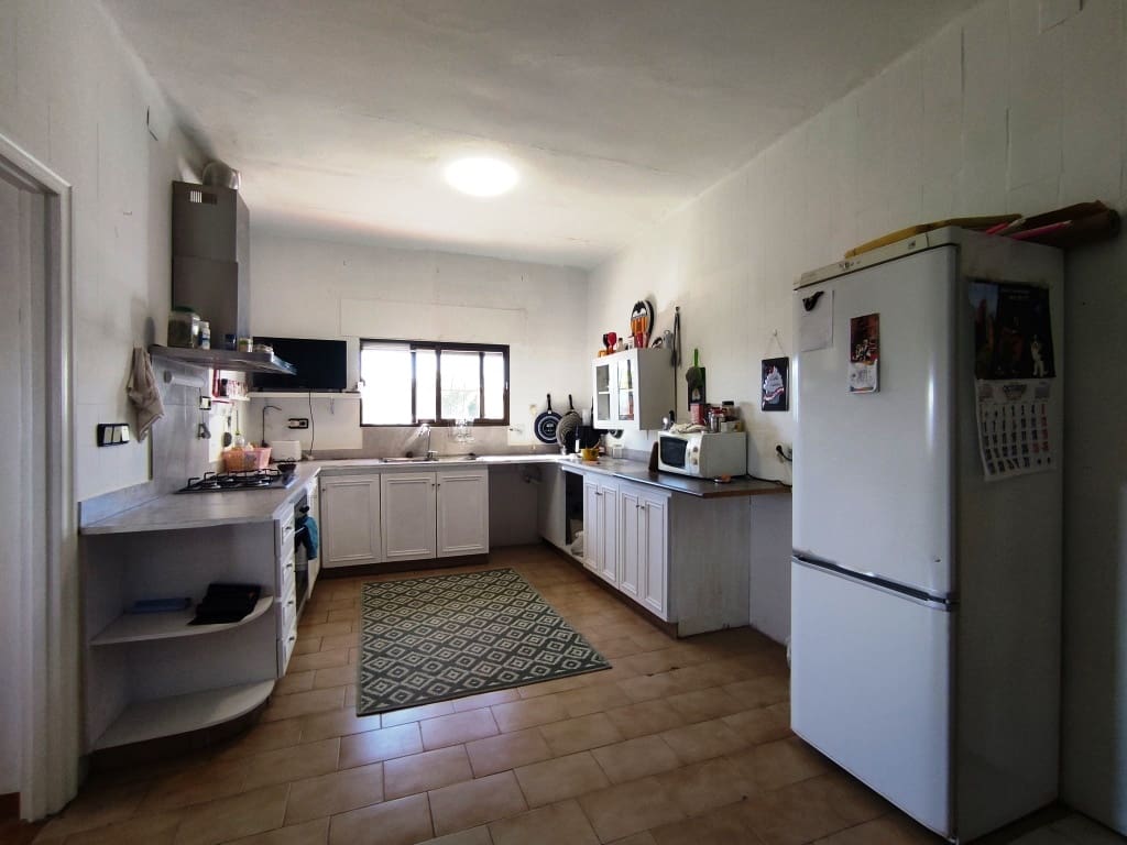 6 slaapkamer Villa te koop in Alcocer de Planes met zwembad garage - € 380.000 (Ref: 9379581)