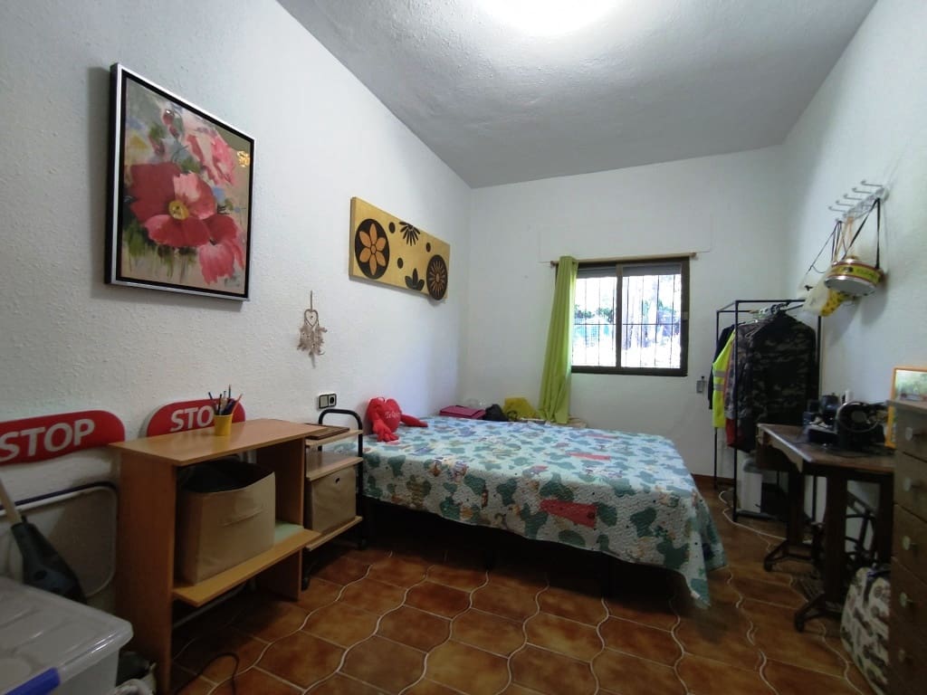 6 slaapkamer Villa te koop in Alcocer de Planes met zwembad garage - € 380.000 (Ref: 9379581)