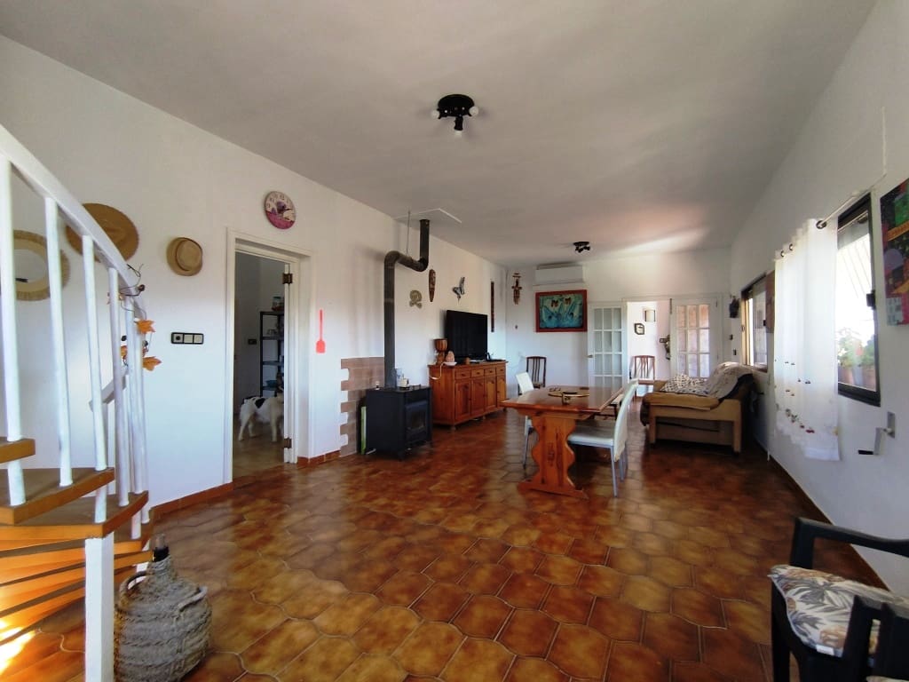 6 slaapkamer Villa te koop in Alcocer de Planes met zwembad garage - € 380.000 (Ref: 9379581)