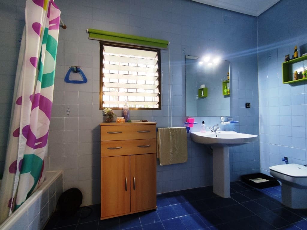 6 slaapkamer Villa te koop in Alcocer de Planes met zwembad garage - € 380.000 (Ref: 9379581)