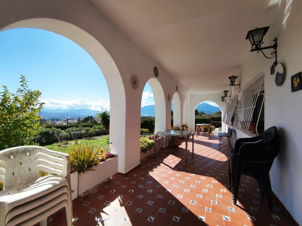 6 slaapkamer Villa te koop in Alcocer de Planes met zwembad garage - € 380.000 (Ref: 9379581)