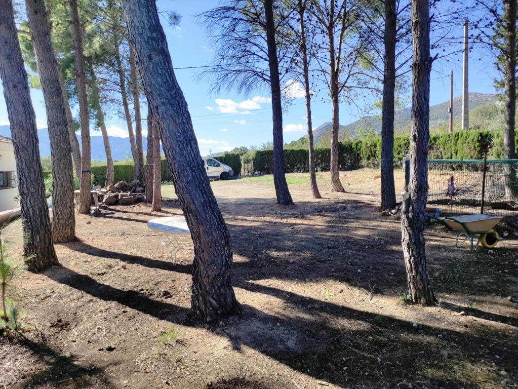 6 slaapkamer Villa te koop in Alcocer de Planes met zwembad garage - € 380.000 (Ref: 9379581)