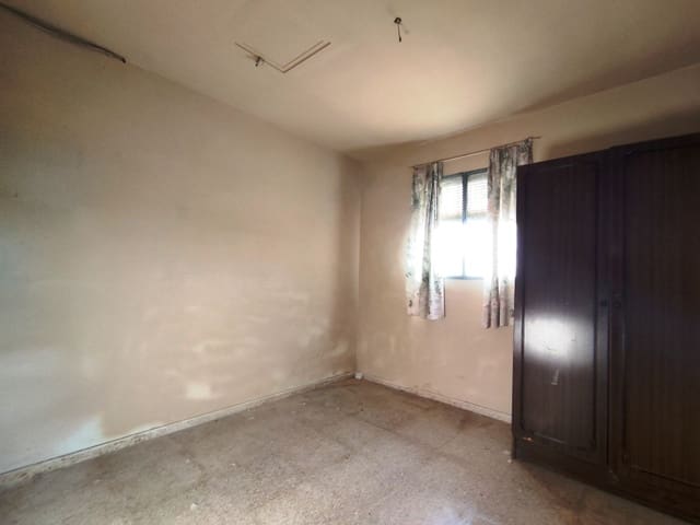 2 soveværelse Finca/Landehus til salg i Millena med swimmingpool - € 130.000 (Ref: 9550166)