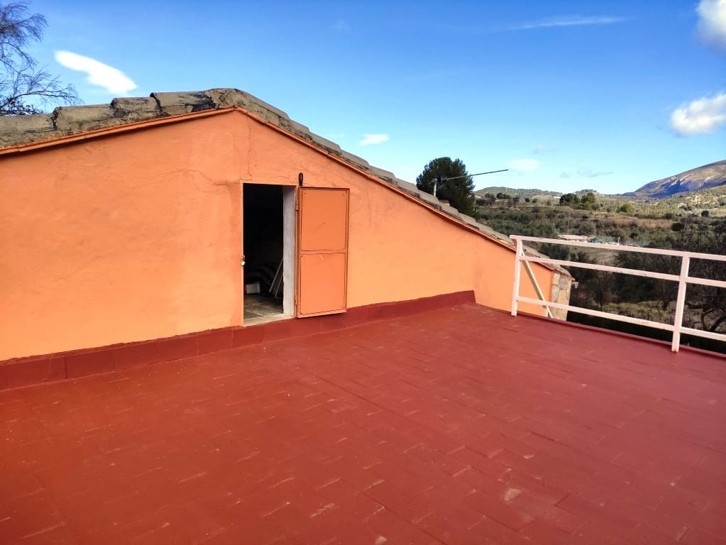Finca/Casa Rural de 5 habitaciones en Benilloba en venta con piscina garaje - 180.000 € (Ref: 9550339)
