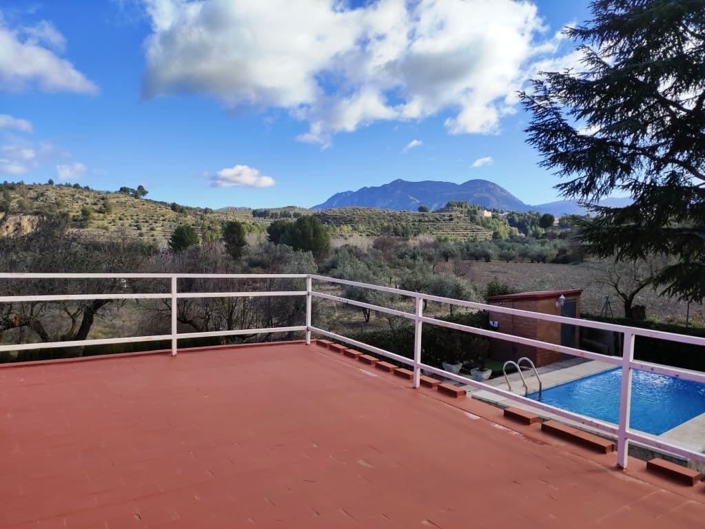 Finca/Casa Rural de 5 habitaciones en Benilloba en venta con piscina garaje - 180.000 € (Ref: 9550339)