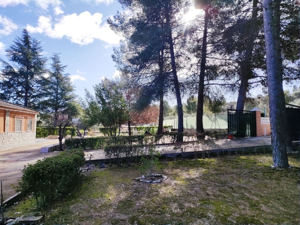 Finca/Casa Rural de 5 habitaciones en Benilloba en venta con piscina garaje - 180.000 € (Ref: 9550339)