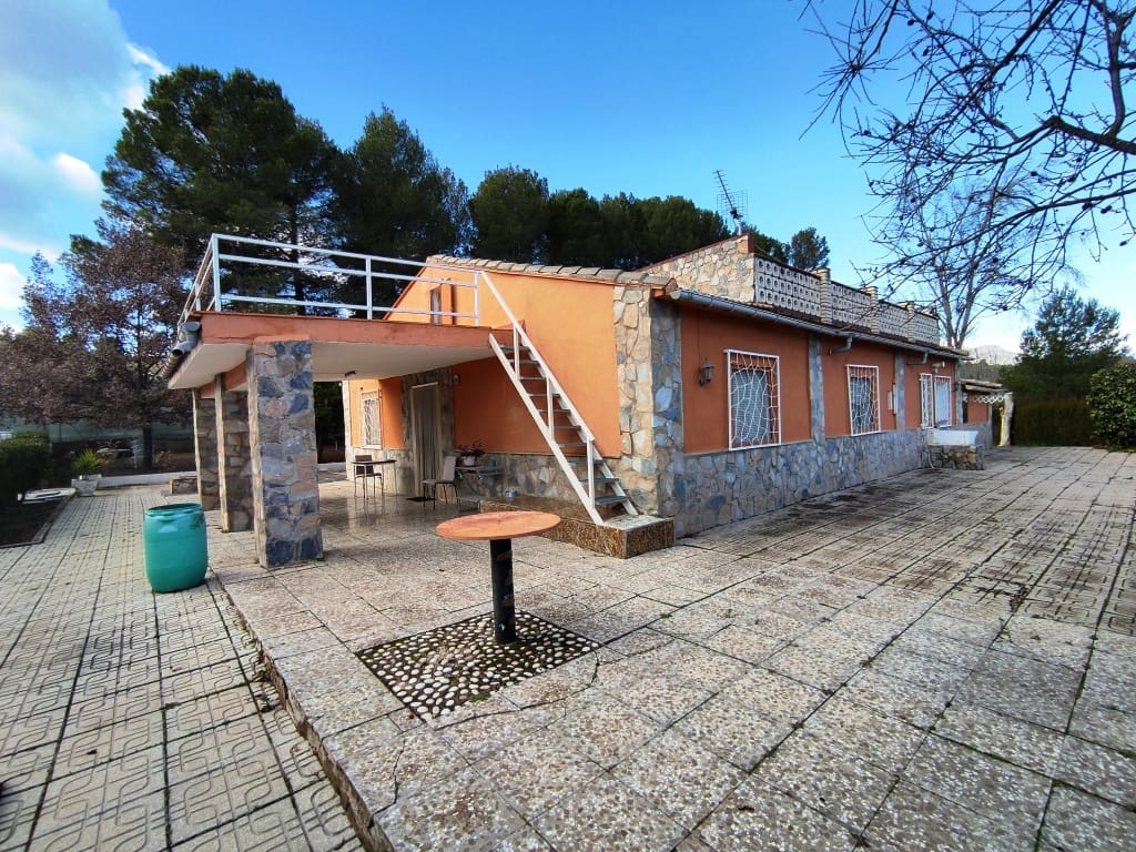Finca/Casa Rural de 5 habitaciones en Benilloba en venta con piscina garaje - 180.000 € (Ref: 9550339)