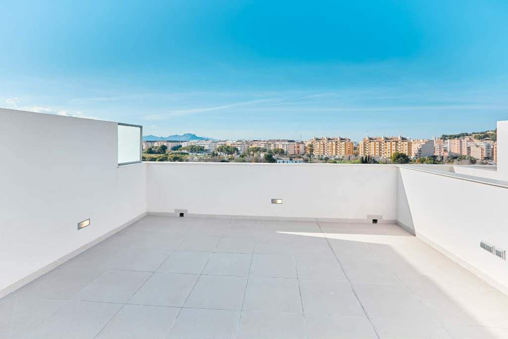 1 soveværelse Penthouse til salg i Denia med swimmingpool - € 308.000 (Ref: 9552693)
