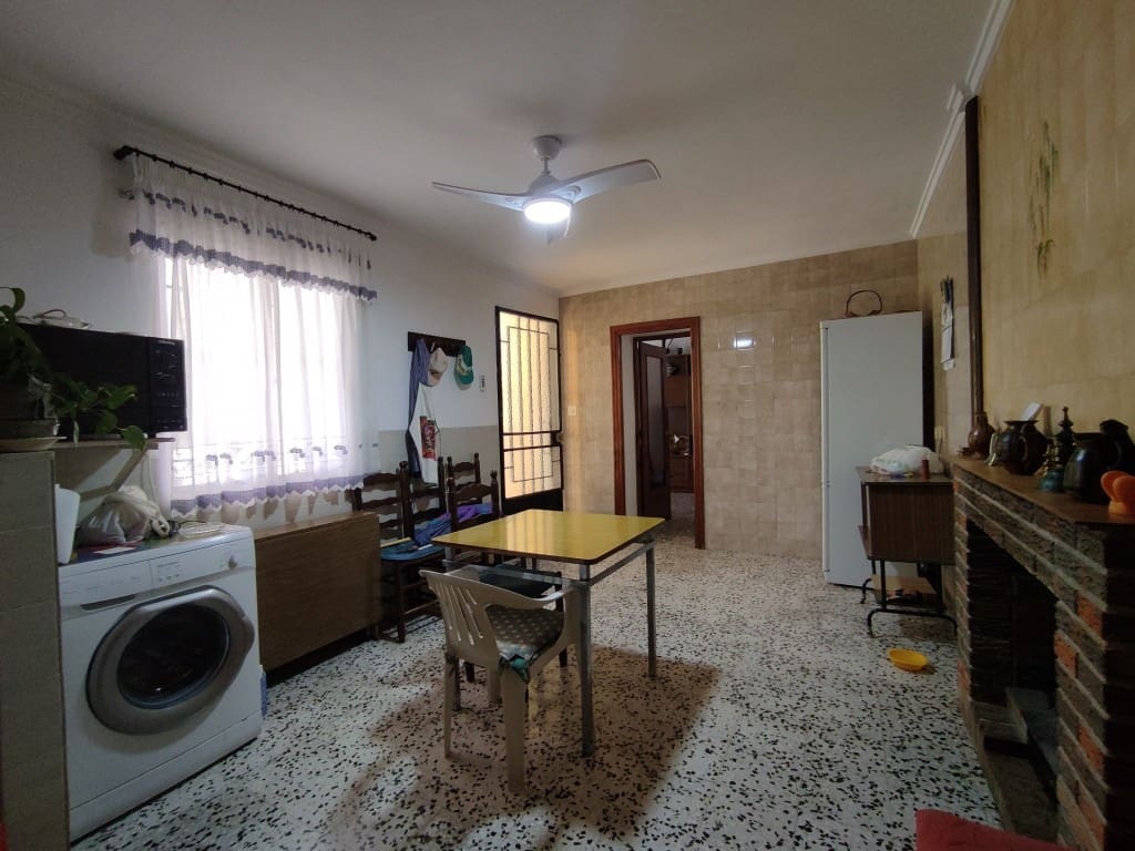 4 bedroom Finca/Country House for sale in Muro de Alcoy with pool garage - € 179,000 (Ref: 9737763)