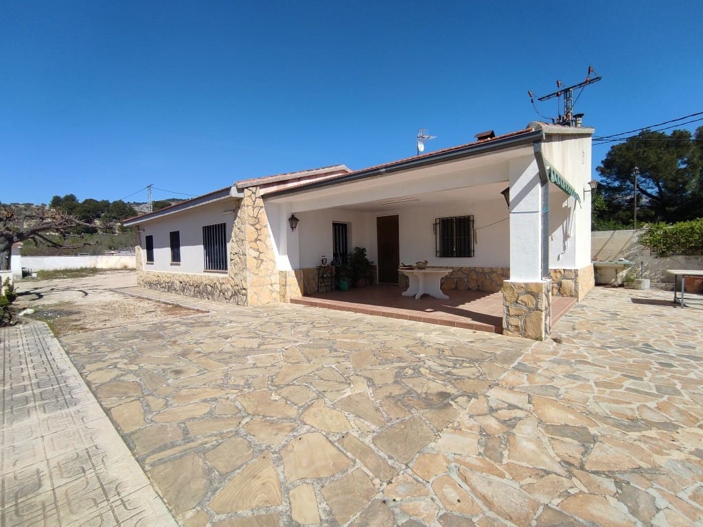 4 bedroom Finca/Country House for sale in Muro de Alcoy with pool garage - € 179,000 (Ref: 9737763)
