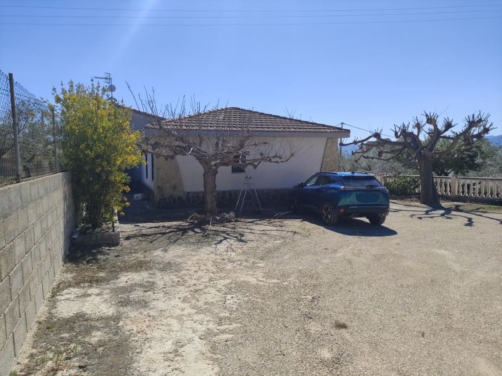 4 bedroom Finca/Country House for sale in Muro de Alcoy with pool garage - € 179,000 (Ref: 9737763)