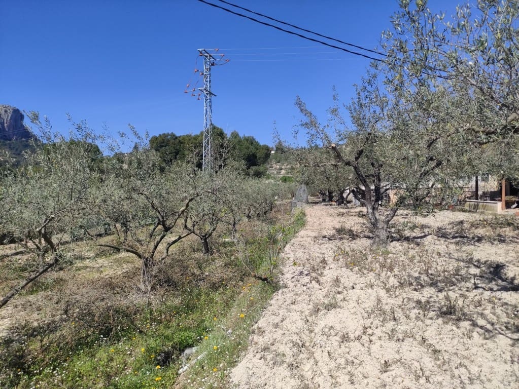 4 bedroom Finca/Country House for sale in Muro de Alcoy with pool garage - € 179,000 (Ref: 9737763)