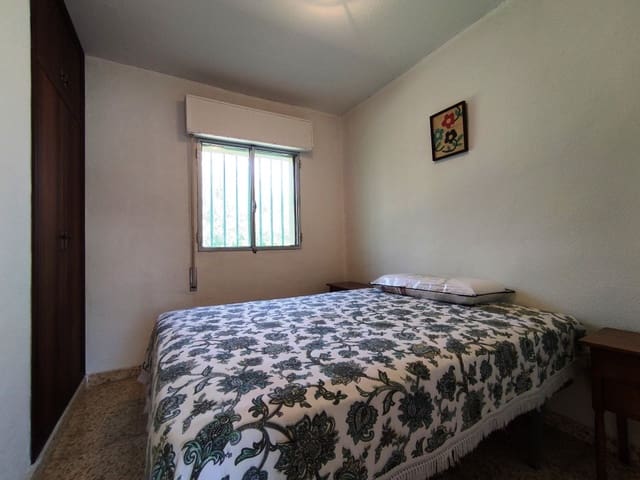 4 bedroom Finca/Country House for sale in Agullent with pool - € 167,000 (Ref: 9739166)