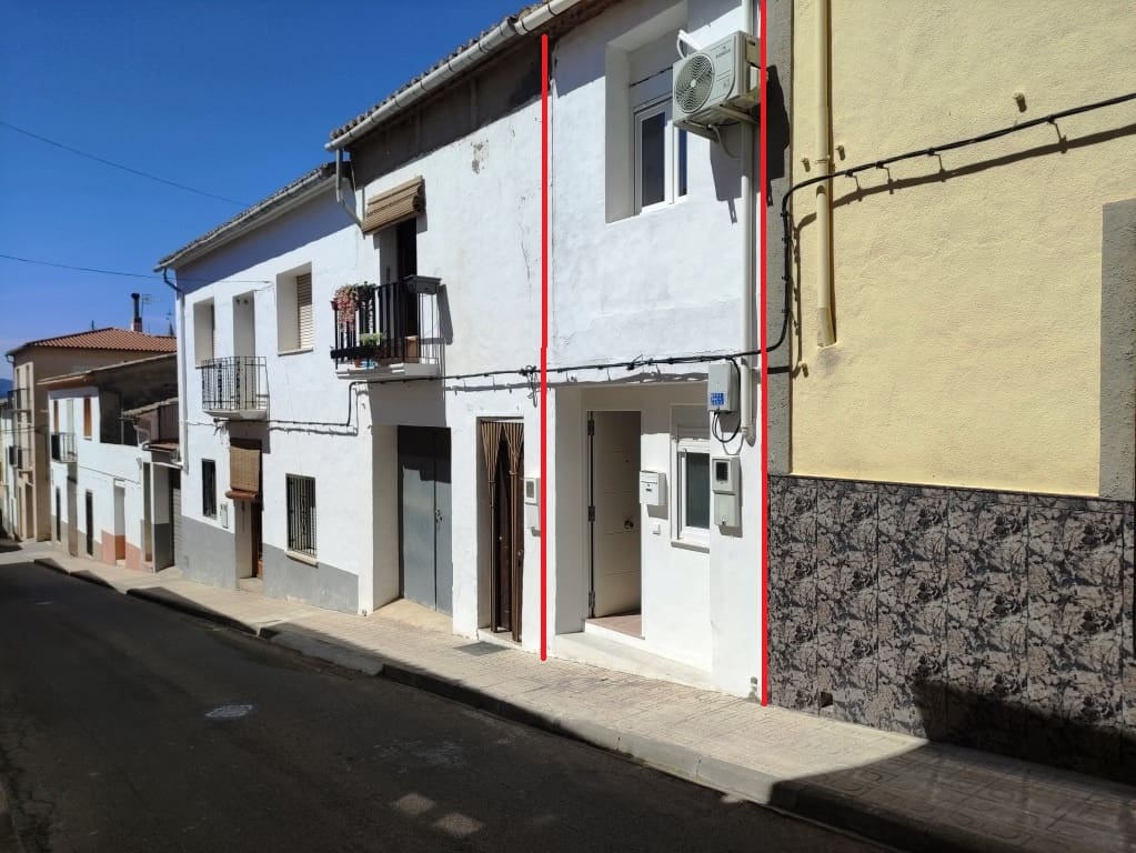 Casa de 2 habitaciones en Beniarrés en venta - 99.000 € (Ref: 9741362)