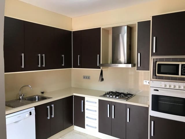 5 soveværelse Villa til salg i Albir, Alfaz del Pi / L'Alfàs del Pi med swimmingpool garage - € 689.000 (Ref: 9816462)