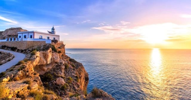 5 soveværelse Villa til salg i Albir, Alfaz del Pi / L'Alfàs del Pi med swimmingpool garage - € 689.000 (Ref: 9816462)
