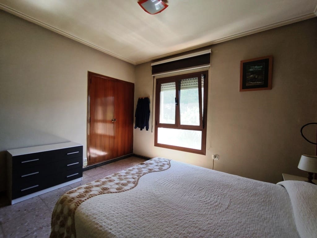 4 chambre Villa/Maison à vendre à Alcoy / Alcoi avec piscine garage - 292 000 € (Ref: 9826852)