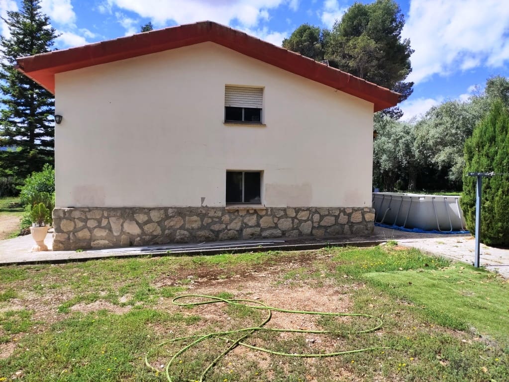 4 chambre Villa/Maison à vendre à Alcoy / Alcoi avec piscine garage - 292 000 € (Ref: 9826852)