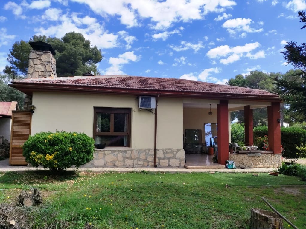 4 chambre Villa/Maison à vendre à Alcoy / Alcoi avec piscine garage - 292 000 € (Ref: 9826852)
