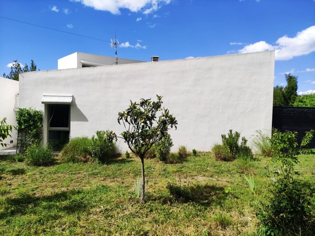 2 bedroom Villa for sale in Alfafara with garage - € 260,000 (Ref: 9838705)