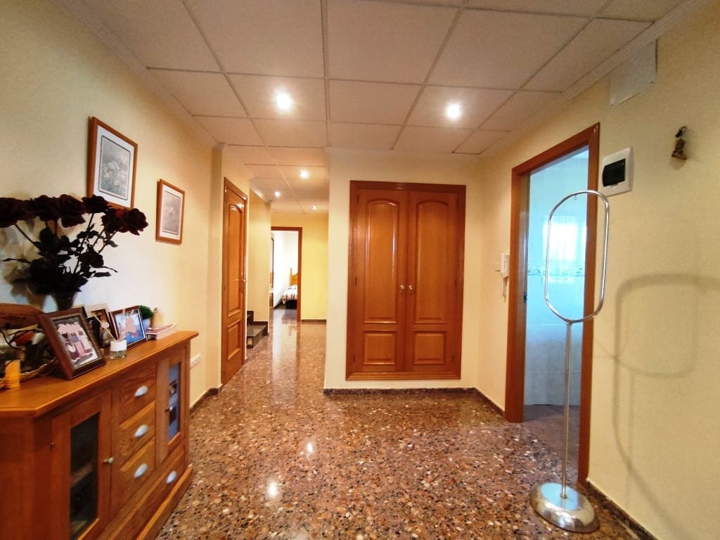 6 soveværelse Villa til salg i Alcoy / Alcoi med garage - € 550.000 (Ref: 9888479)