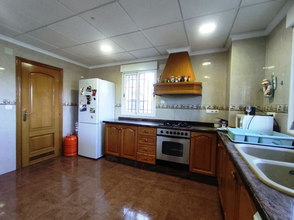 6 soveværelse Villa til salg i Alcoy / Alcoi med garage - € 550.000 (Ref: 9888479)