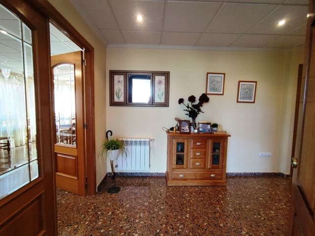 6 soveværelse Villa til salg i Alcoy / Alcoi med garage - € 550.000 (Ref: 9888479)