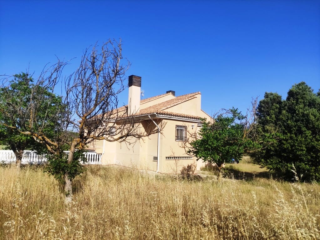 6 soveværelse Villa til salg i Alcoy / Alcoi med garage - € 550.000 (Ref: 9888479)