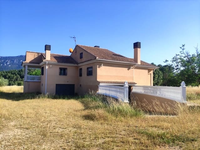 6 soveværelse Villa til salg i Alcoy / Alcoi med garage - € 550.000 (Ref: 9888479)