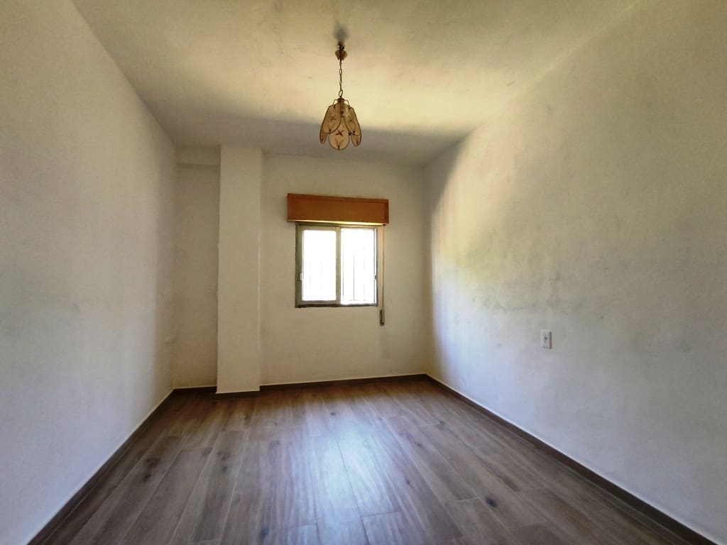 3 makuuhuone Maalaistalo myytävänä paikassa Ontinyent - 150 000 € (Ref: 9889481)