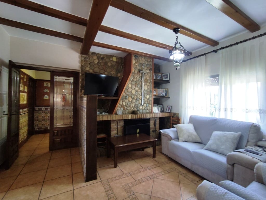 6 bedroom Villa for sale in Muro de Alcoy with pool garage - € 430,000 (Ref: 9922644)